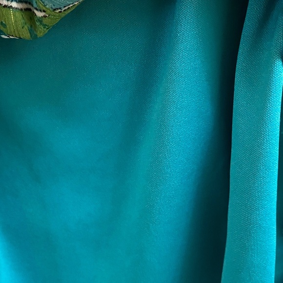 Sara Michelle Teal and Blue Abstract Blouse Size 2X - Picture 3 of 4